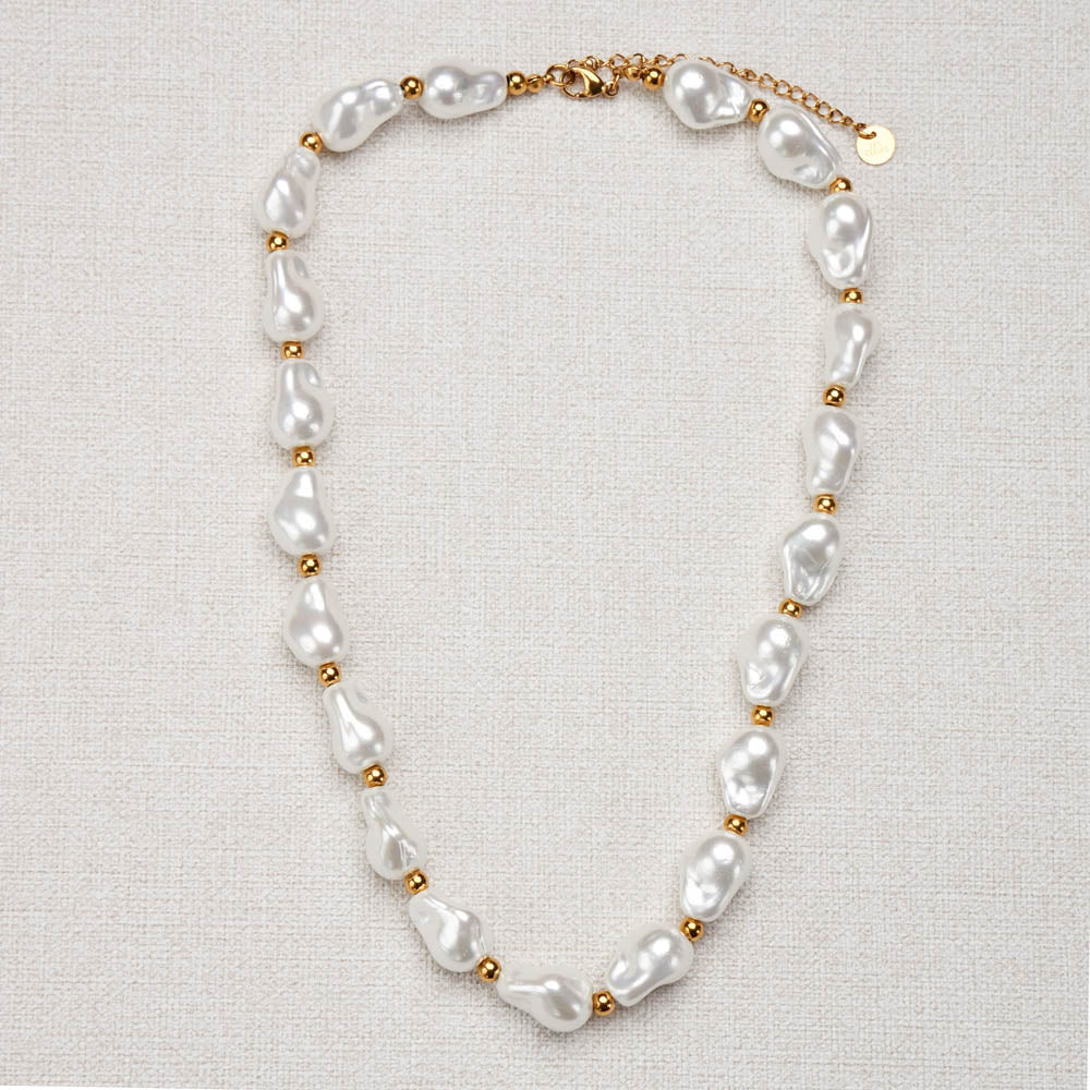Syndra Pearl Necklace