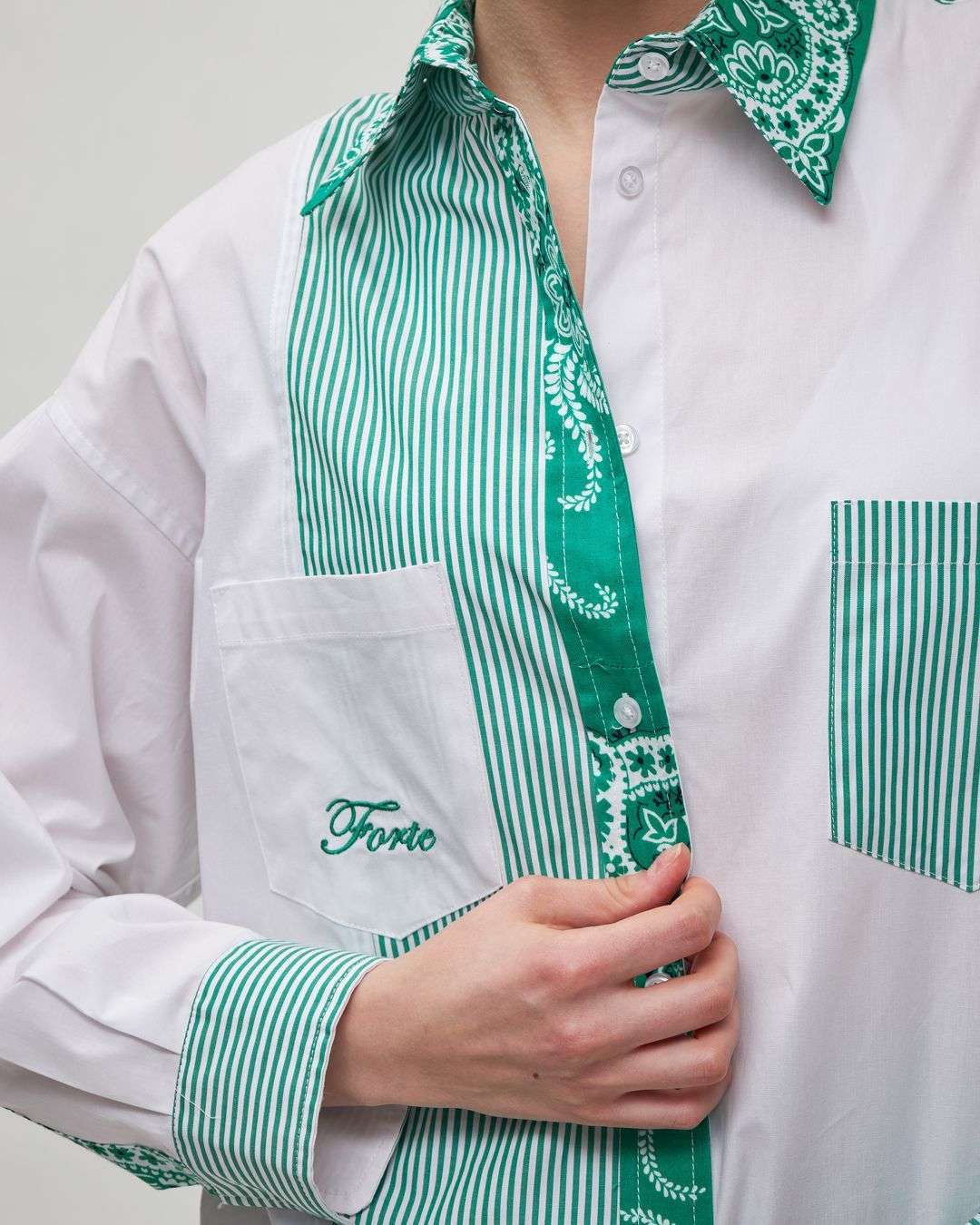 FORTE DEI MARMI COUTURE - Ризи - Bandana Patch Green Shirt - Love|Labels