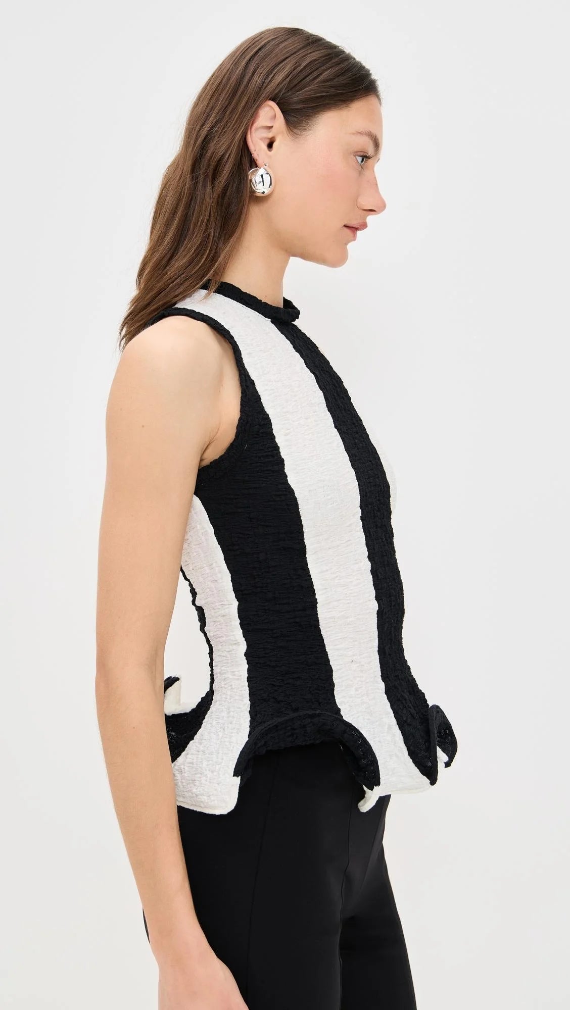 Sleeveless Top In Black And White