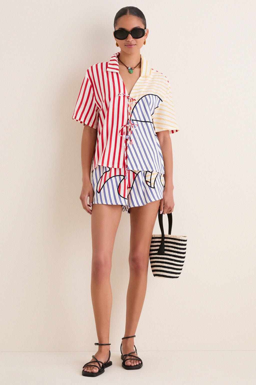 Navy Stripes Off-White Set