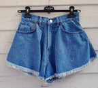 Broderie Short Jeans