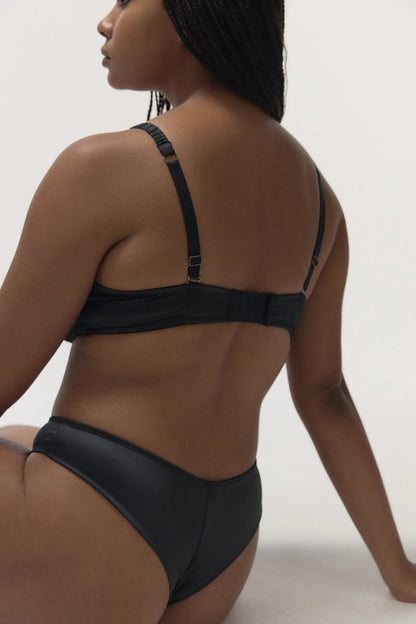 Lovely Delicate Wire Bra