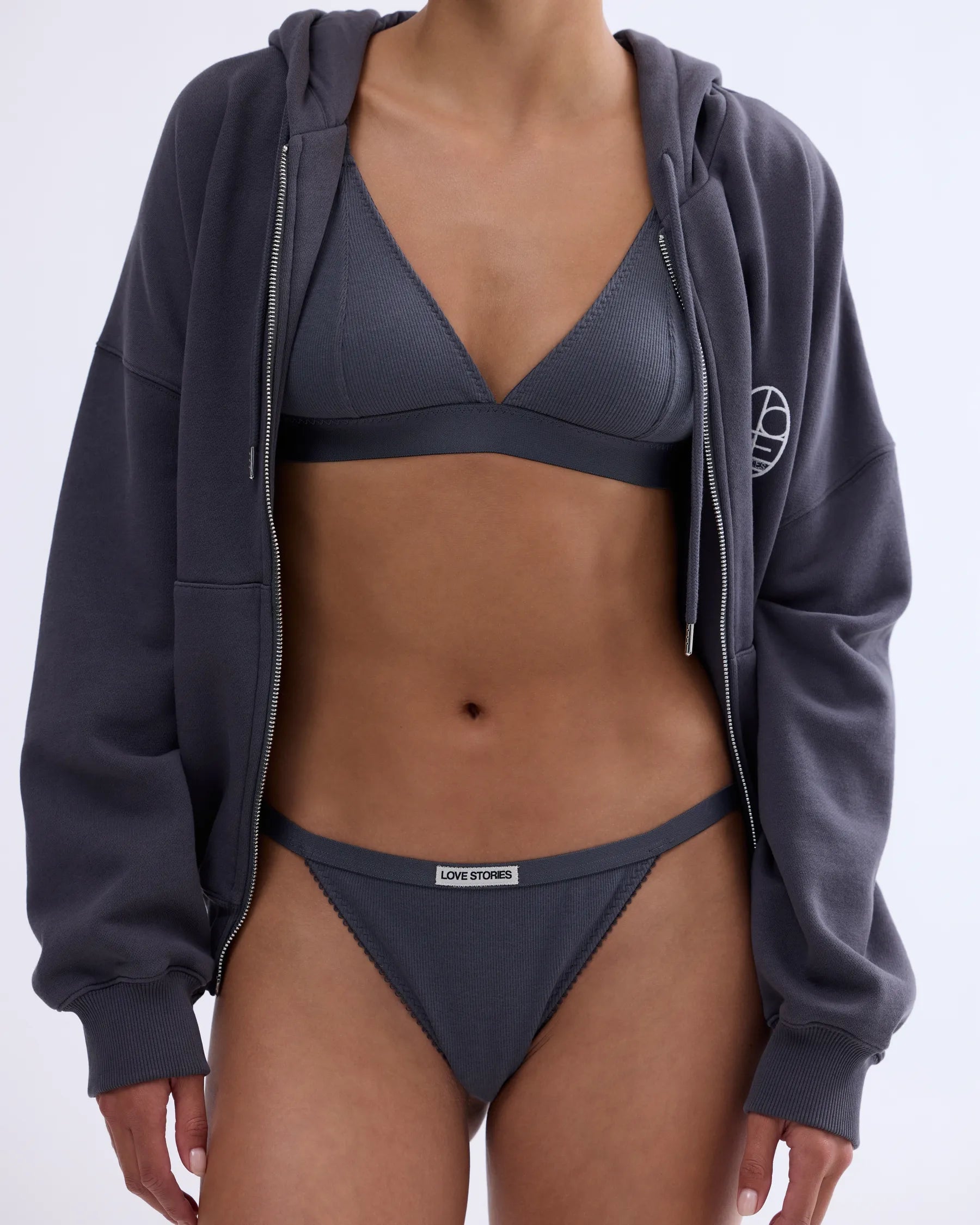 Roomservice Elegant String Briefs