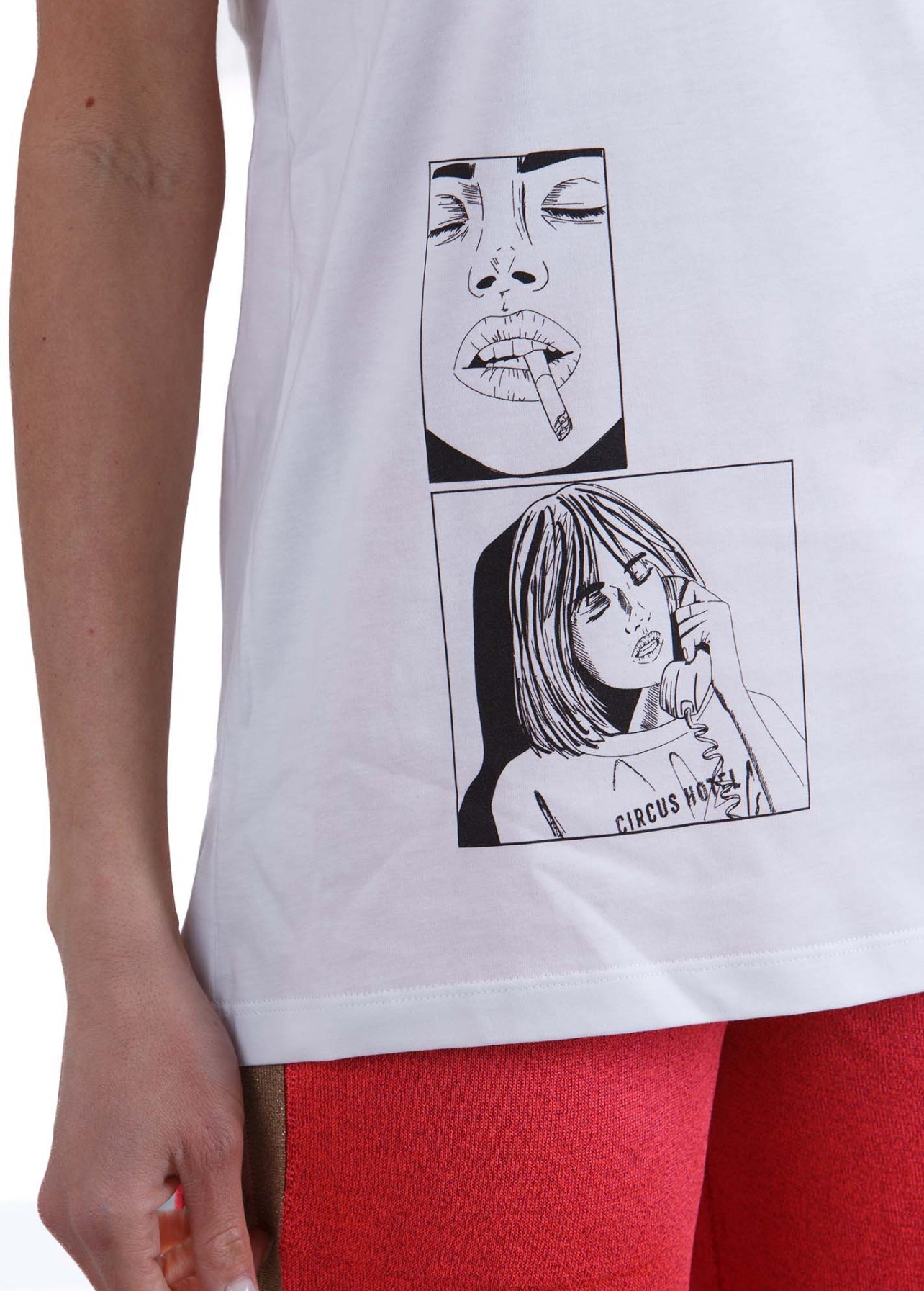 CIRCUS HOTEL - Потници - Graphic Print Sleeveless Top - Love|Labels