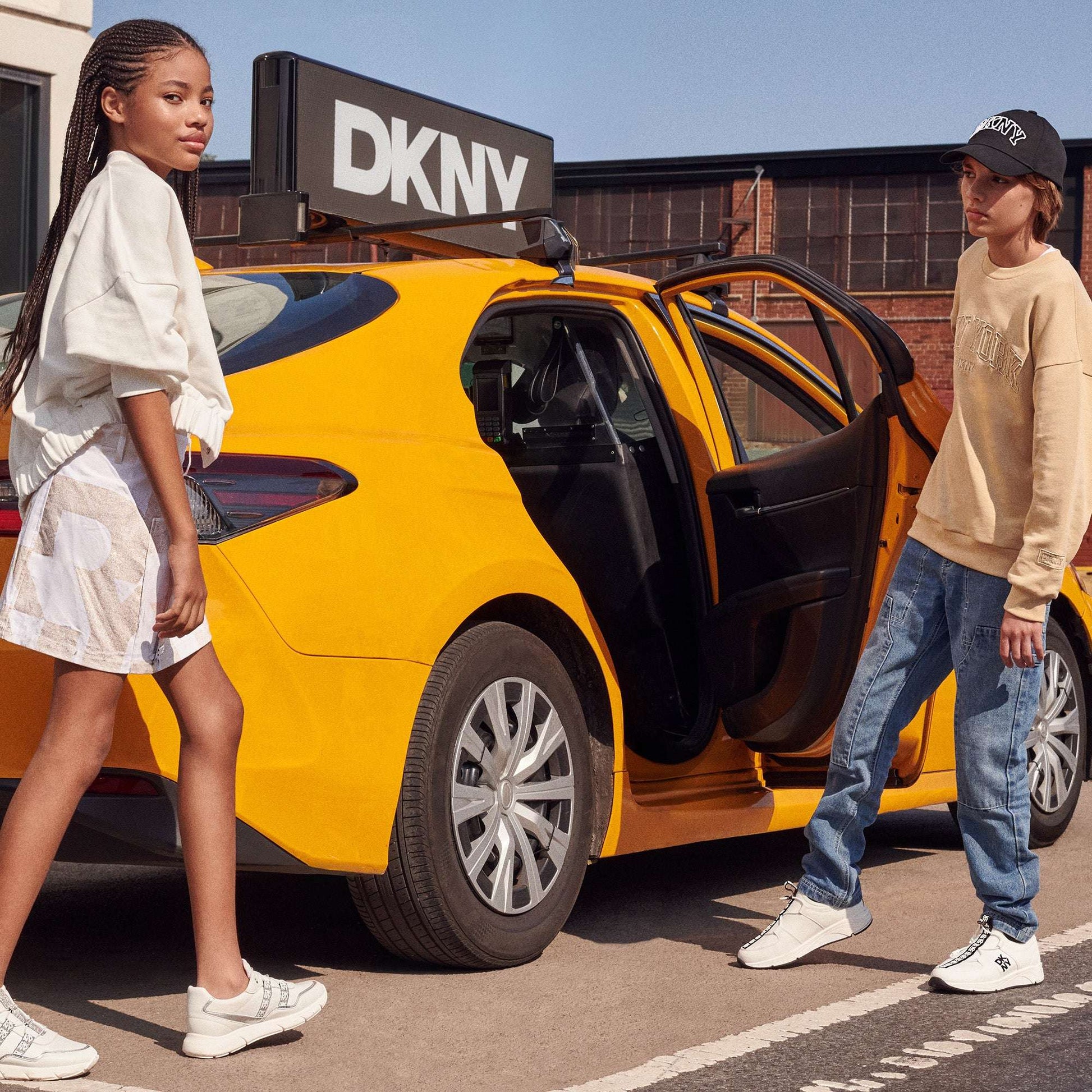 DKNY - Аксесоари - Шапки - Cotton Twill Cap - Love|Labels