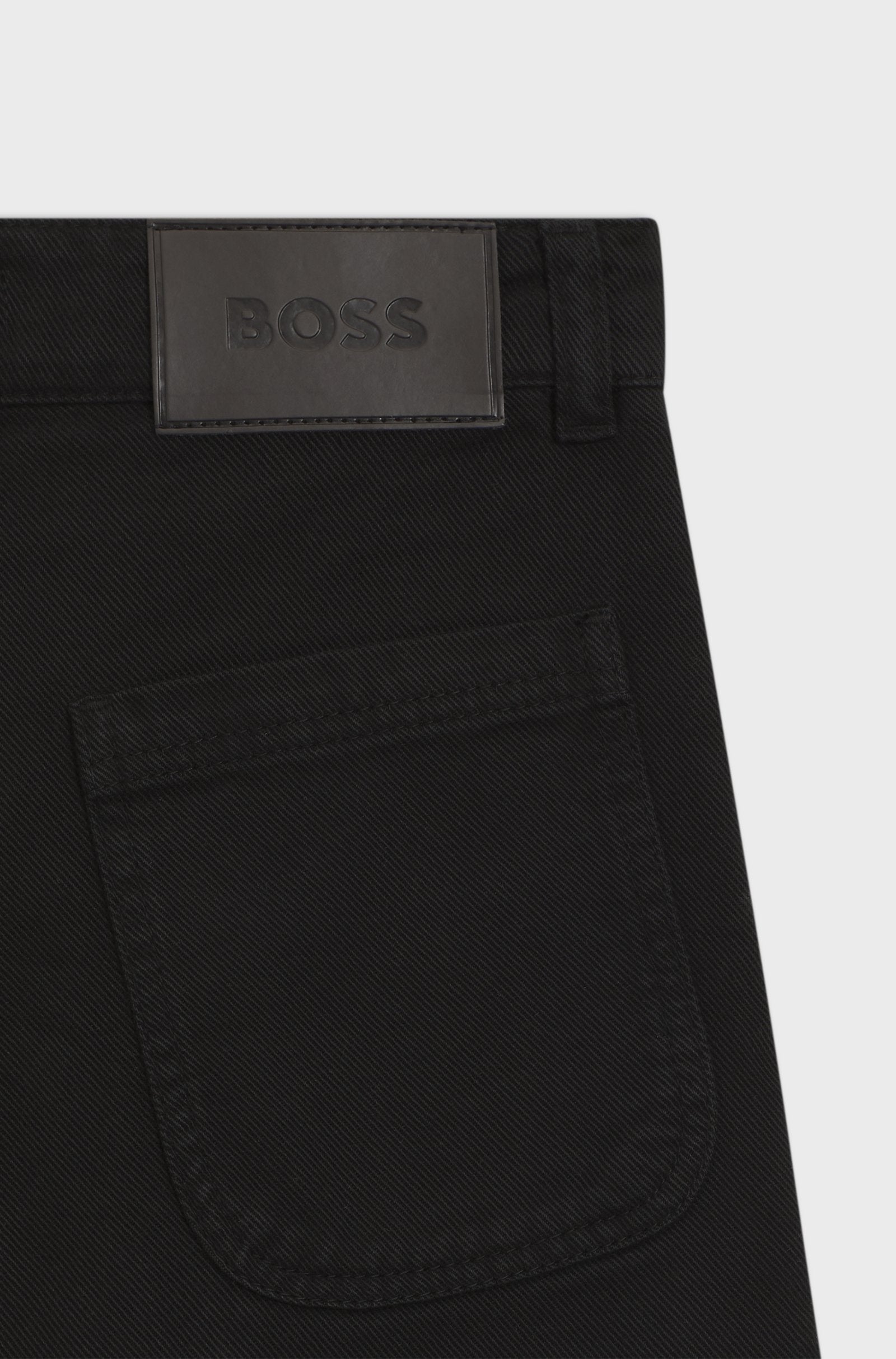 Black Pockets Jeans