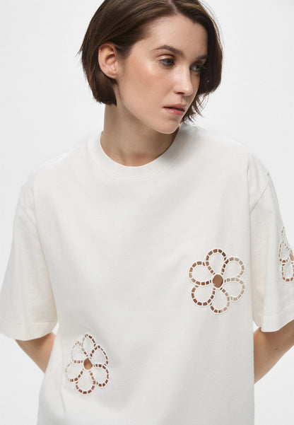 Cream T-Shirt With Floral Embroidery
