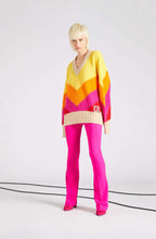 CIRCUS HOTEL - Панталони - Flared Fuxia Trousers - Love|Labels