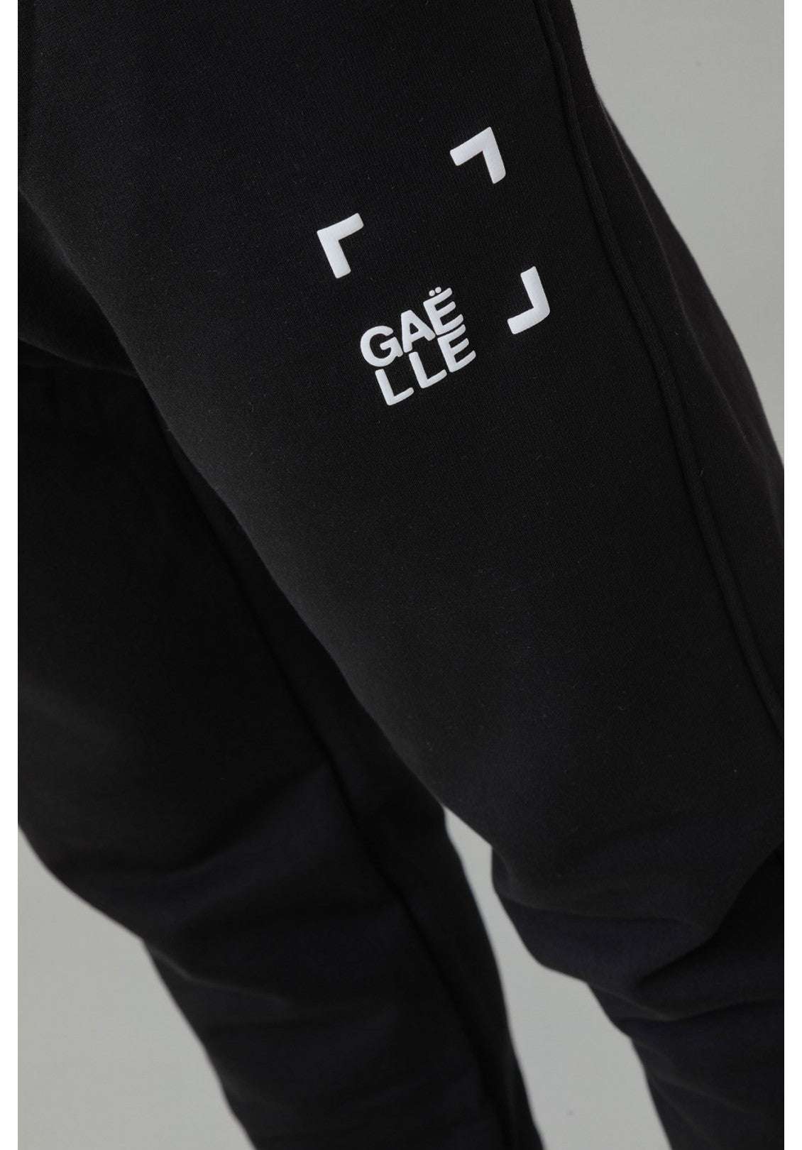 Gaelle PARIS - Панталони - Black Logo Joggers - Love|Labels