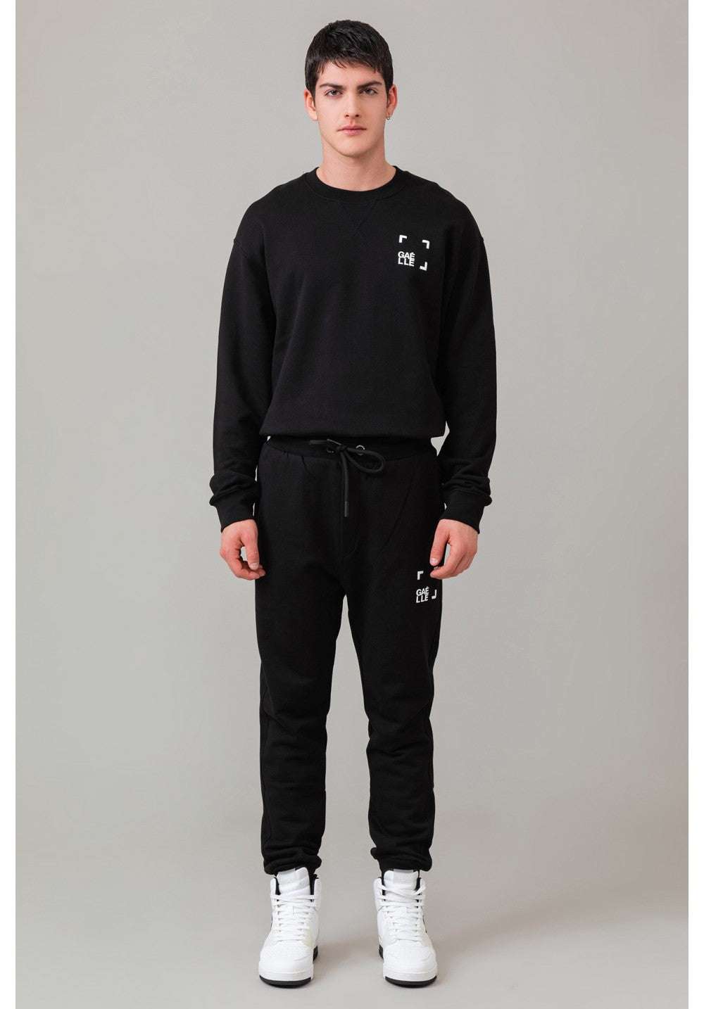 Gaelle PARIS - Панталони - Black Logo Joggers - Love|Labels